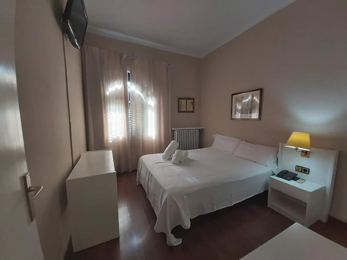 Hotel El Castell Sant Boi de Llobregat